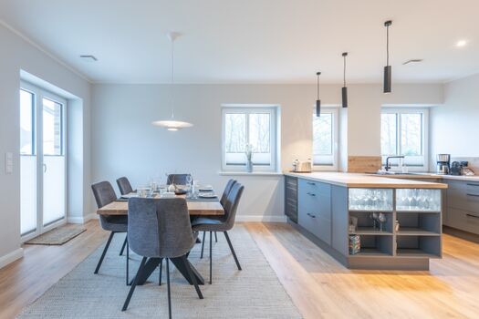 Biikehuus West - Küche mit Essbereich 