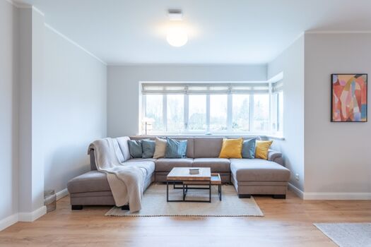 Biikehuus West - Gemütliche Sofalandschaft die als Schlafcouch genutzt werden kann