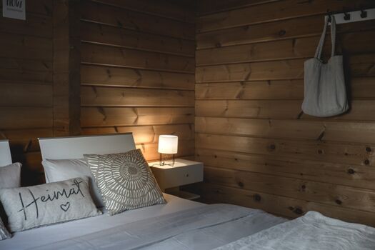 Schlafzimmer 1 mit TV