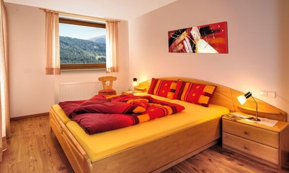 Schlafzimmer 2