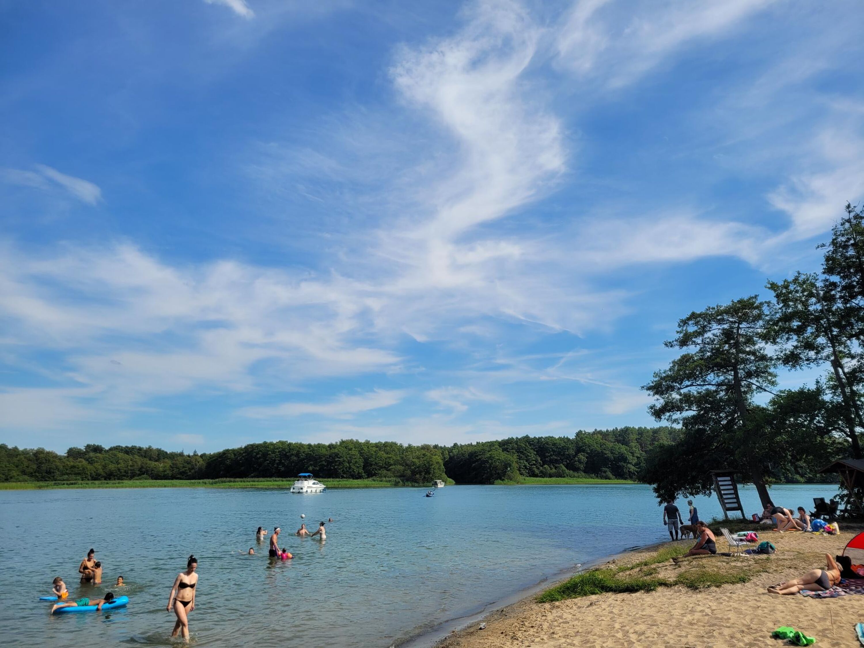 Badestrand Beckersmühle im Sommer