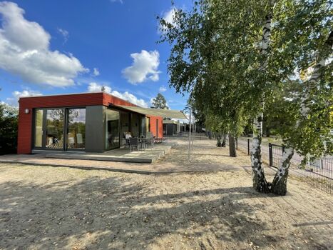 Eigenes, eingezäuntes Grundstück