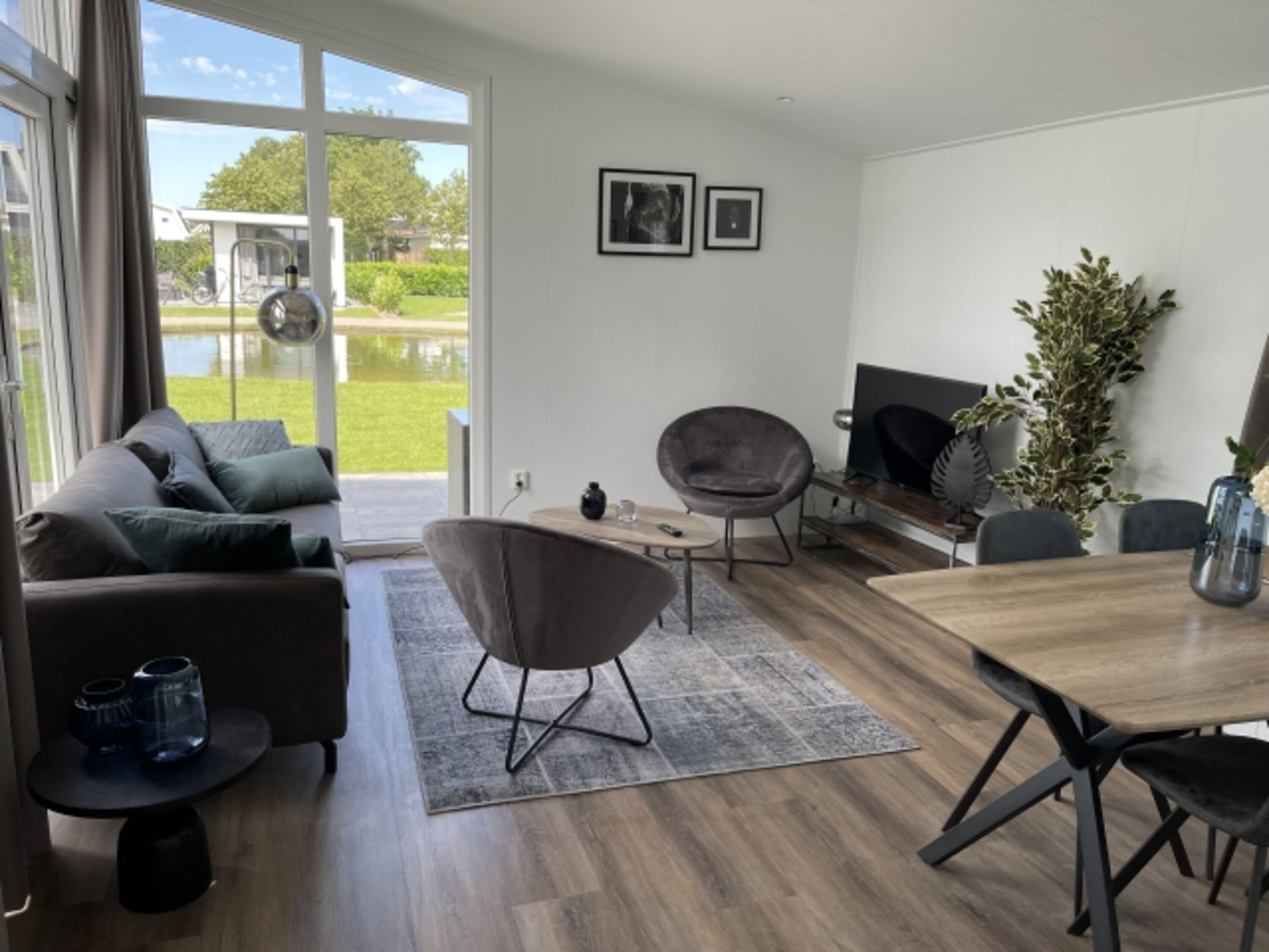 Wohnzimmer 