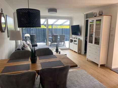 Wohnraum mit Essecke 