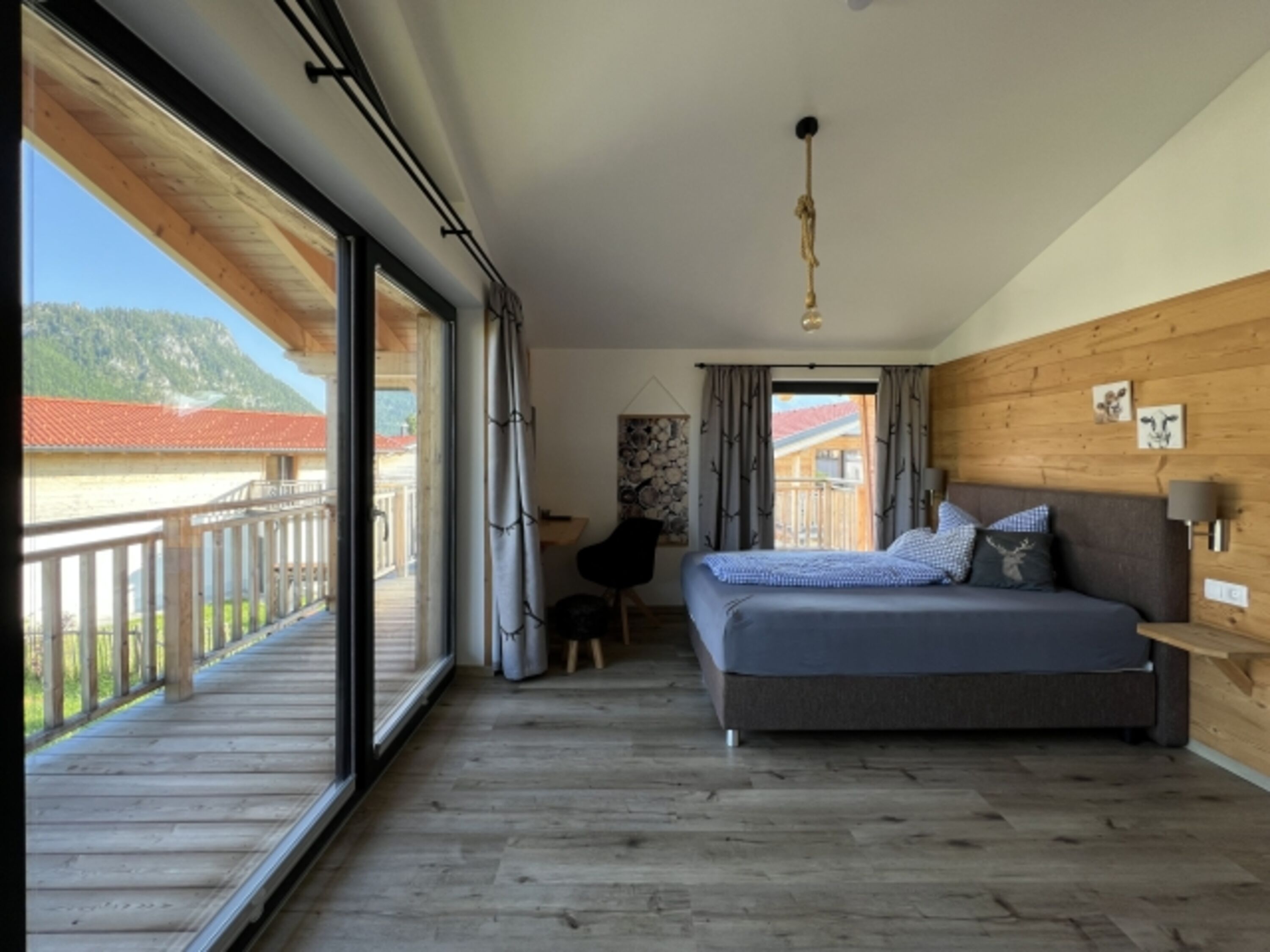 Schlafzimmer 2
