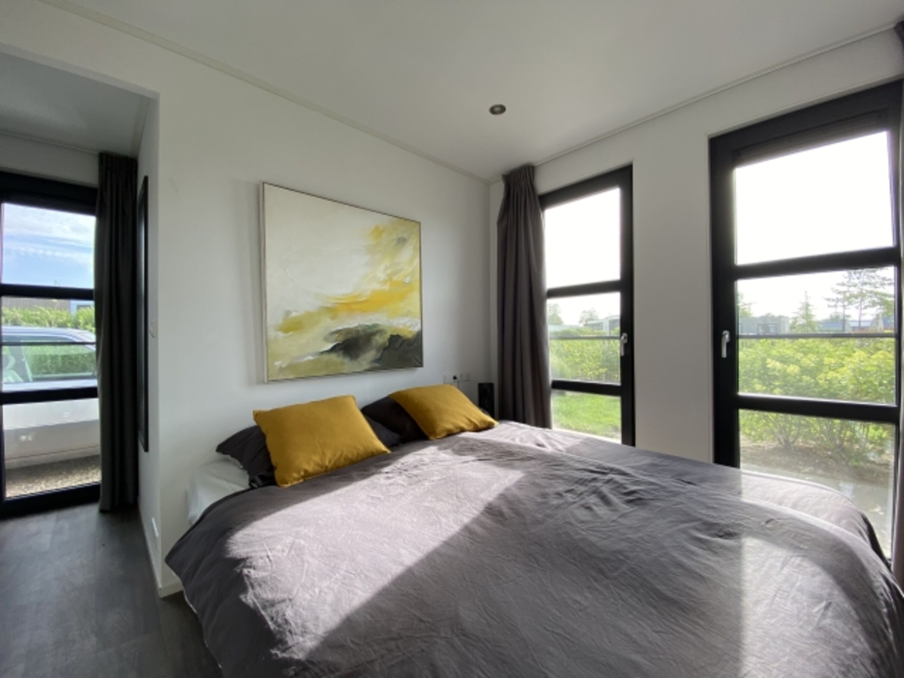 Schlafzimmer 1 