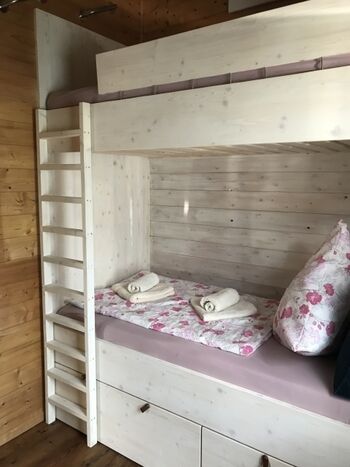 Etagenbett im Kinderzimmer 