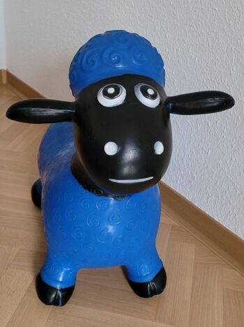 Haustier Hüpftier SCHAAF