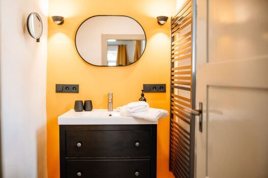 Bad en Suite vom großen Schlafzimmer Erdgeschoss.