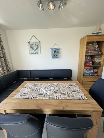 Aufenthaltsraum für Spiel- und Fernsehabende