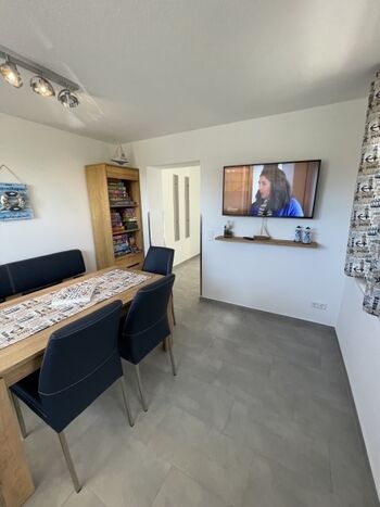 Aufenthaltsraum für Spiel- und Fernsehabende