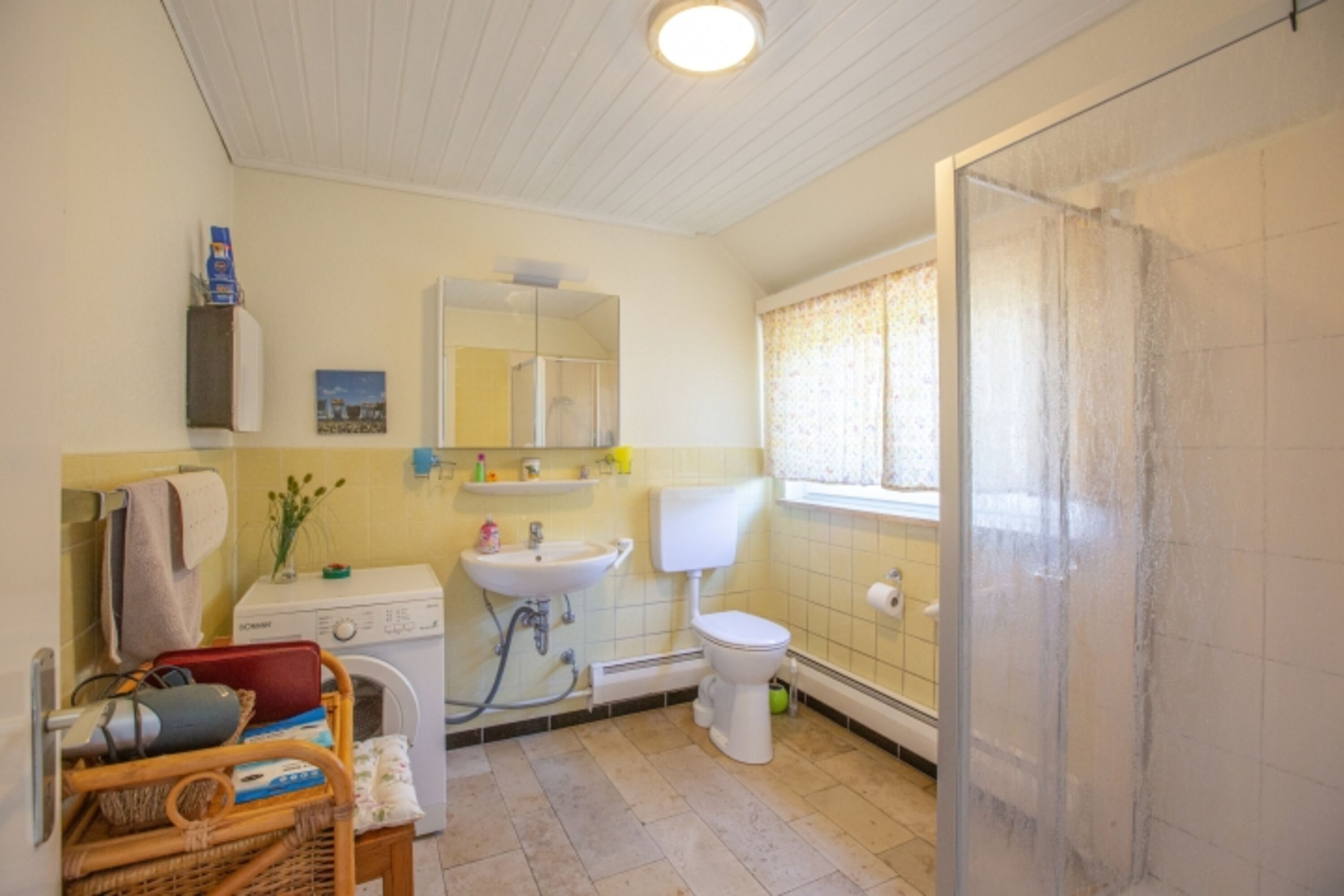 Bad Wohnung 1