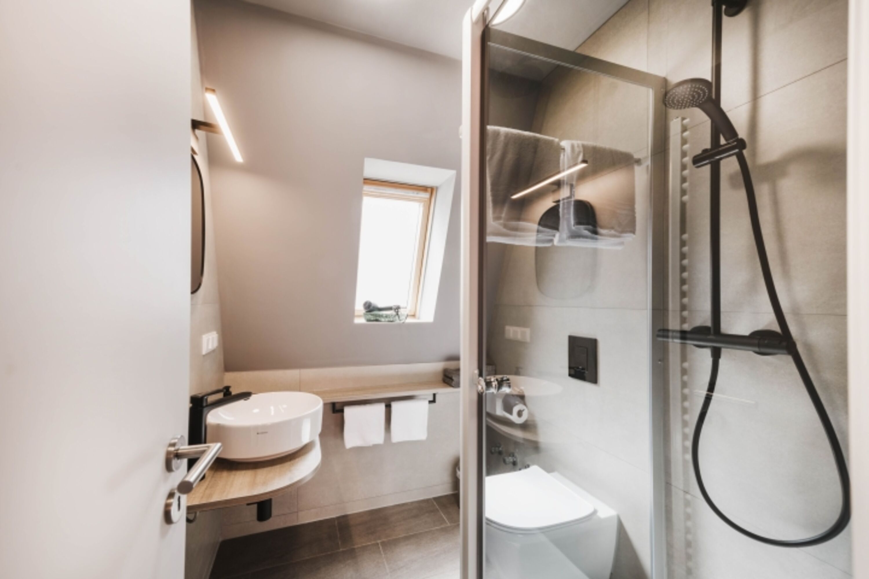 Bad mit Dusche