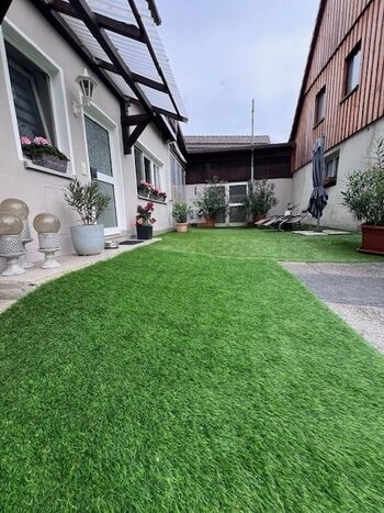 Mediterran gestalteter Gartenbereich 