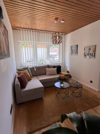 gemütliche Nische mit der Sofalandschaft - bietet zusätzlichen Schlafplatz für 2 Pers. 140x200 cm 