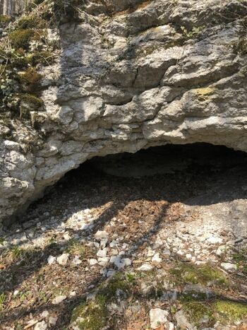 Ausflugsziel "Backöferla"  - eine Höhle 600 m entfernt