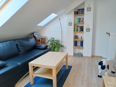 offene Galerie OG, Platz zum Schmöckern und Spielen