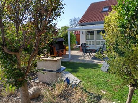 Garten mit Grillplatz