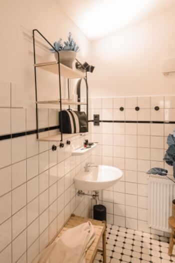 Mamooi - Blick ins Bad