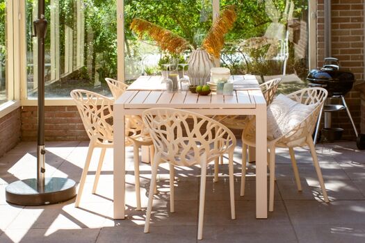 Mamooi - Terrasse Essbereich