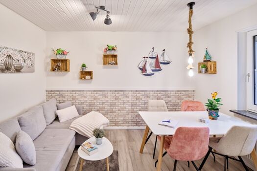 Wohn- und Essbereich