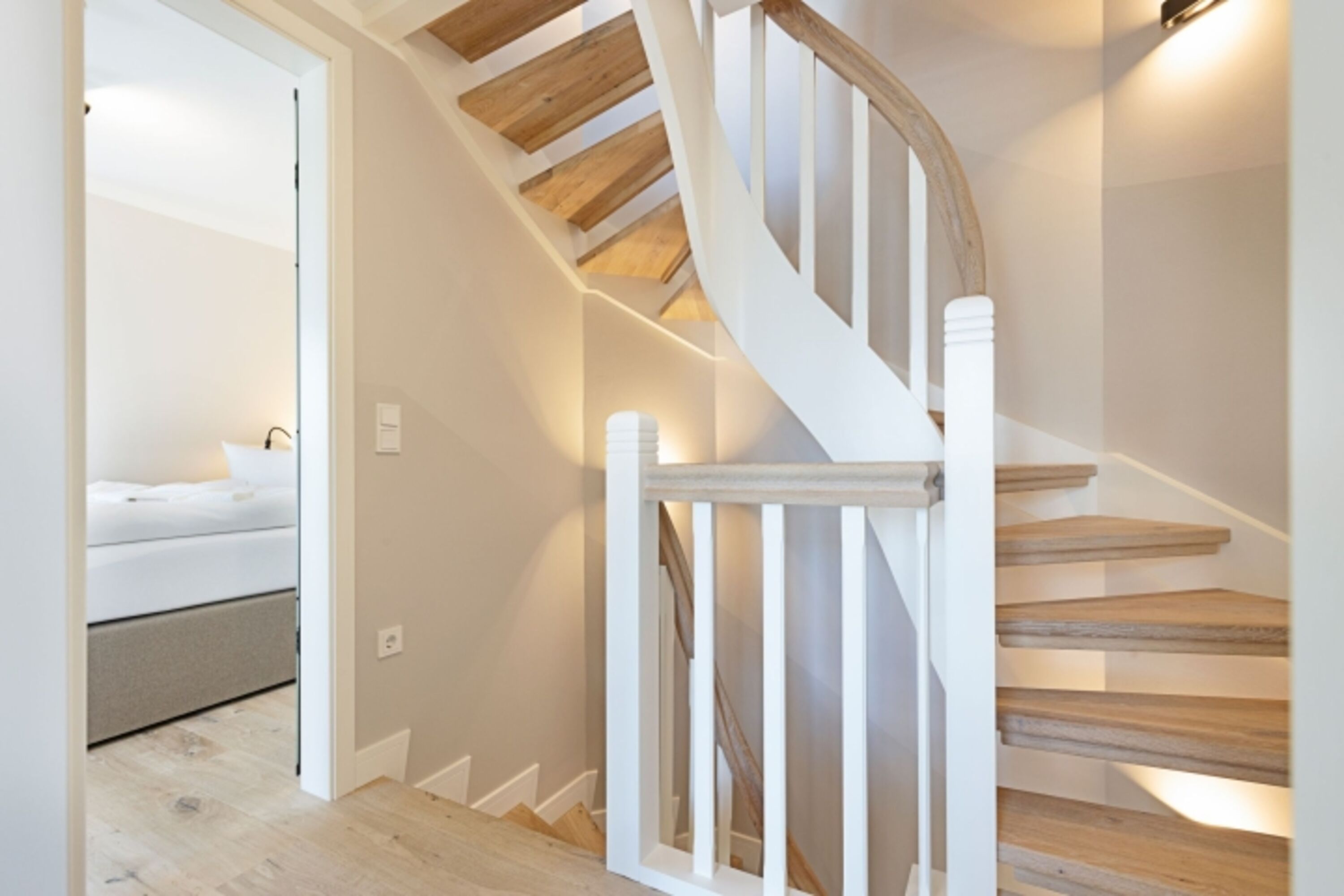 Flur und Treppe