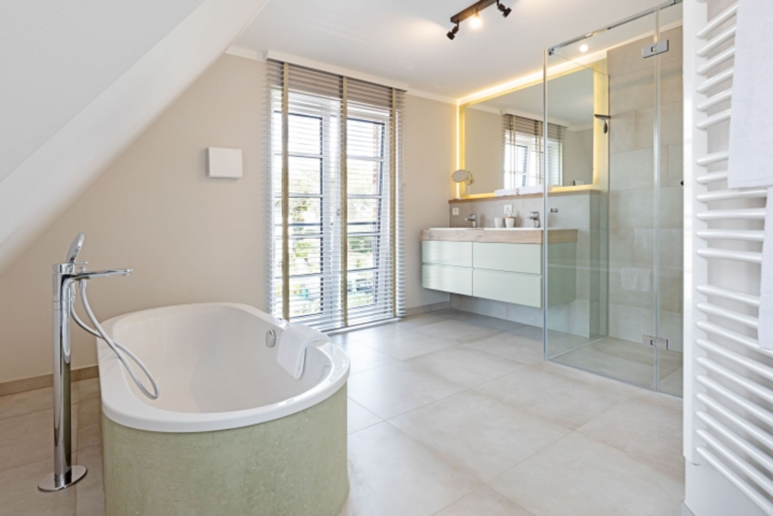 Badezimmer eins