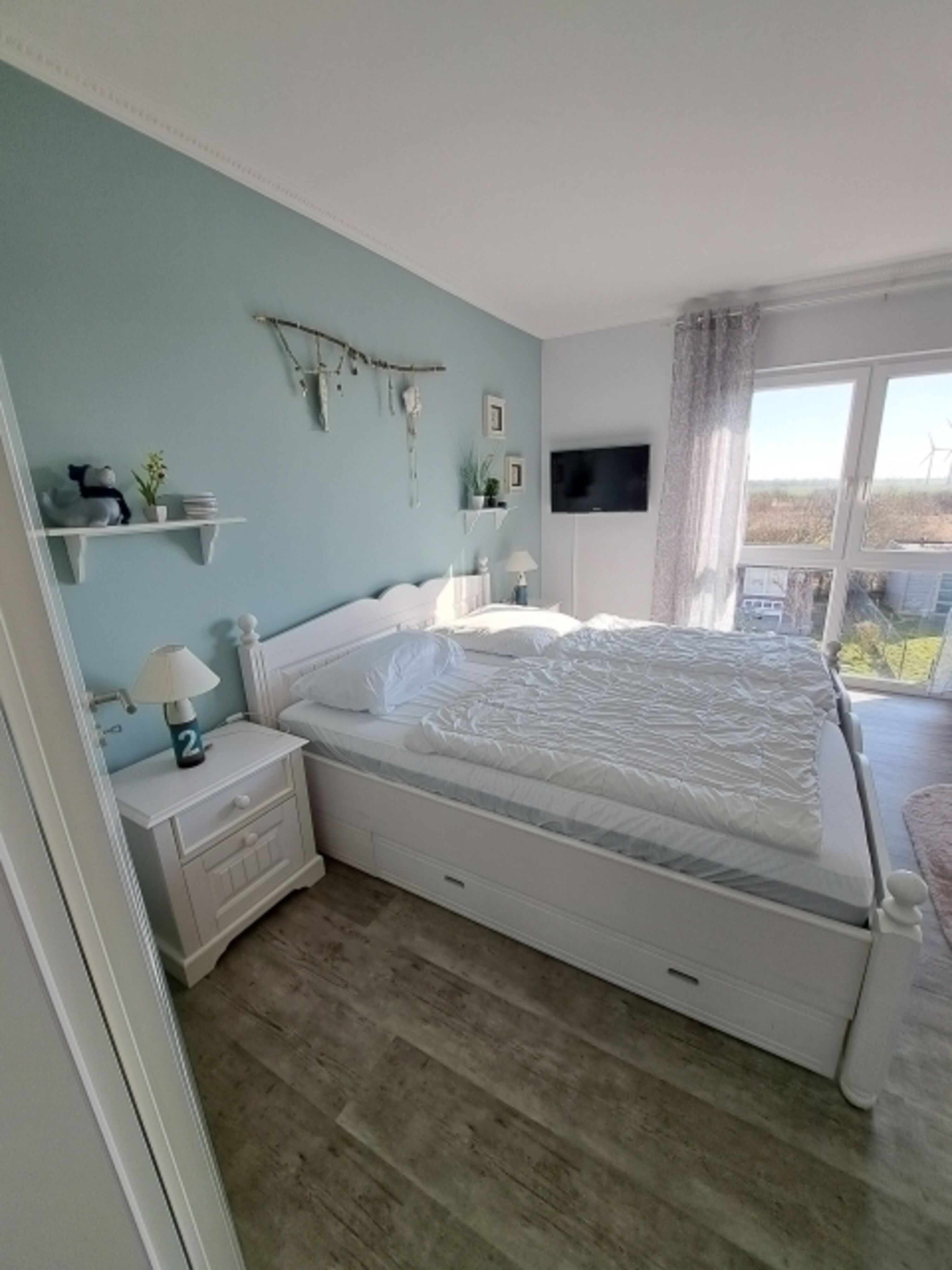 Schlafzimmer 1