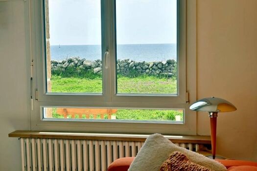 Blick durch das Fenster