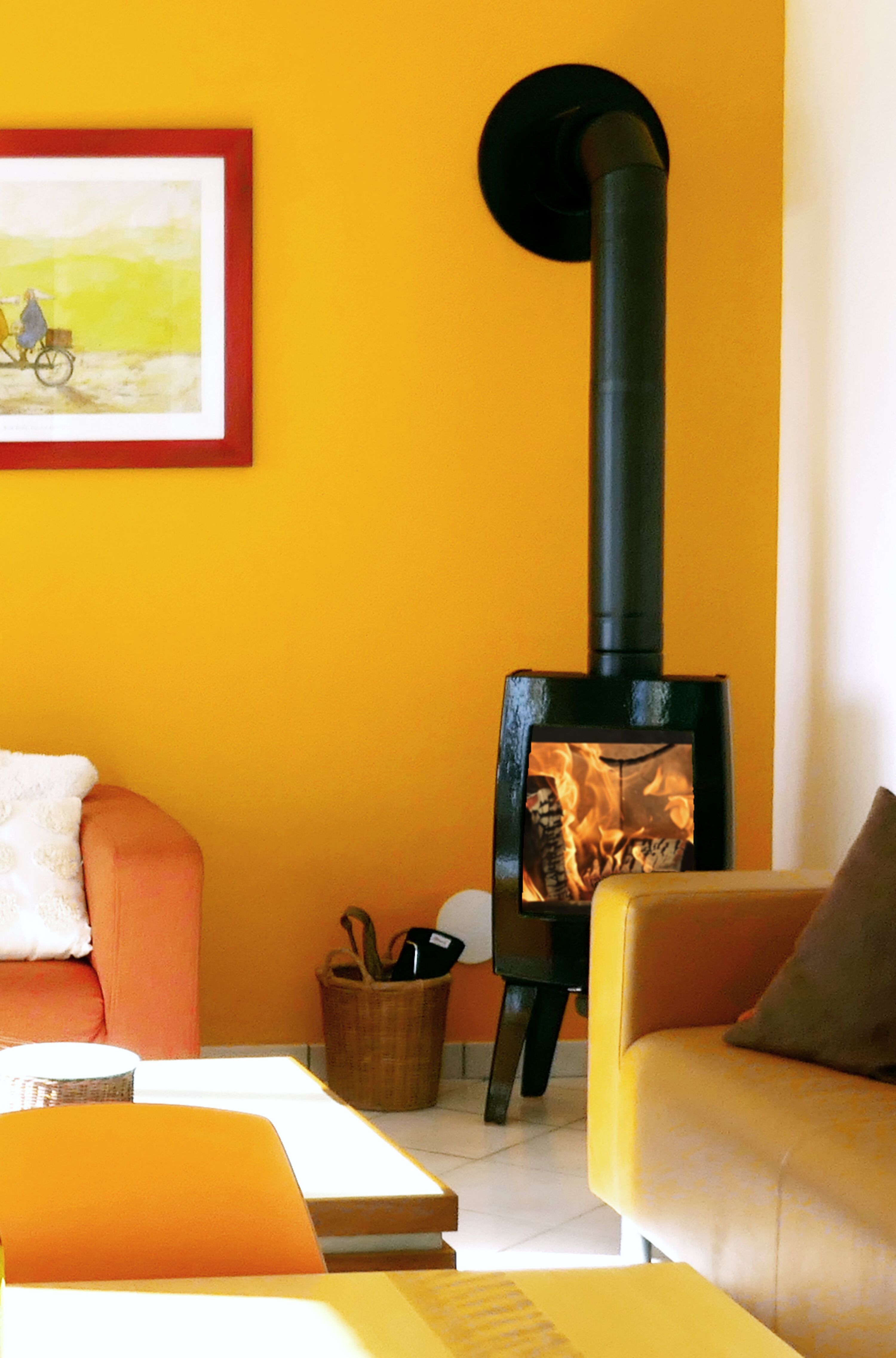 Der Kaminofen im Wohnzimmer