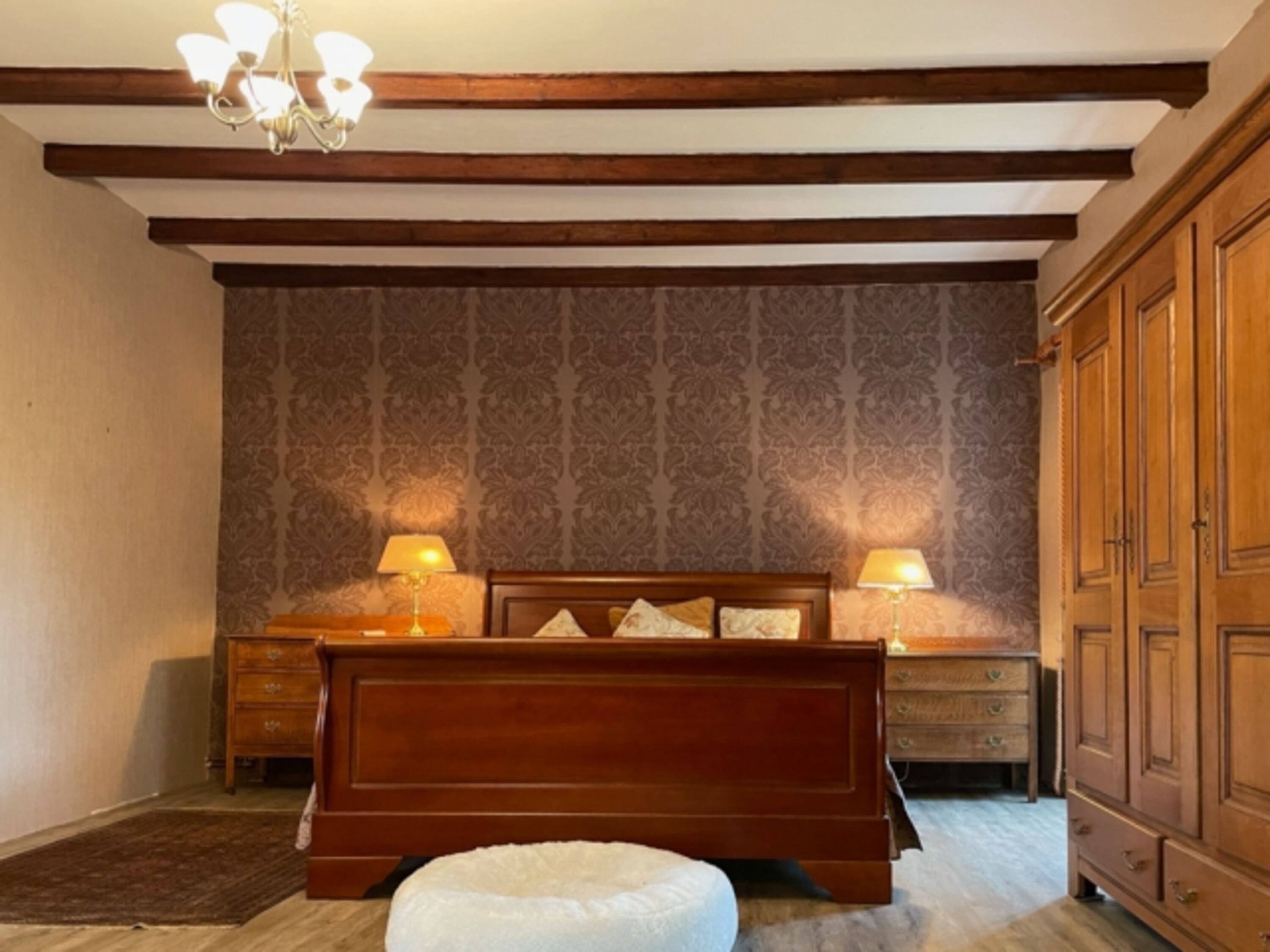 Schlafzimmer 1