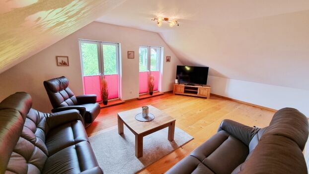 Das Wohnzimmer im Obergeschoss
