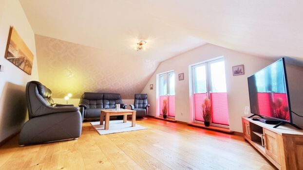 Das Wohnzimmer im Obergeschoss