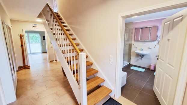 Der helle und geräumige Flur