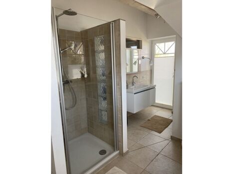 Badezimmer im Obergeschoss