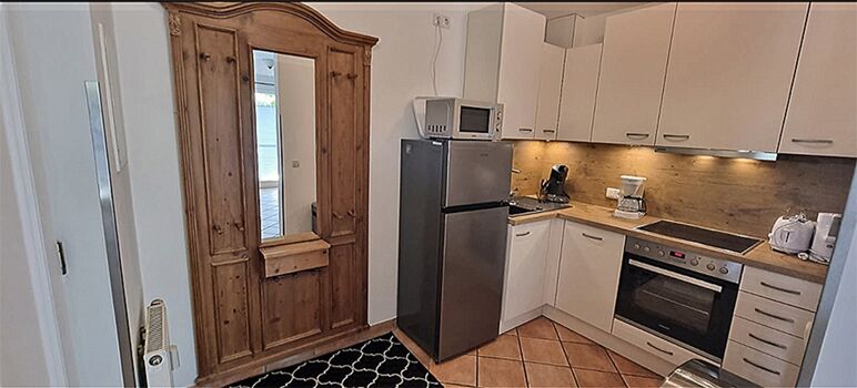 neue moderne Küche, voll ausgestatter