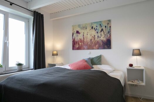 großes Schlafzimmer, Durchgang zum Bad