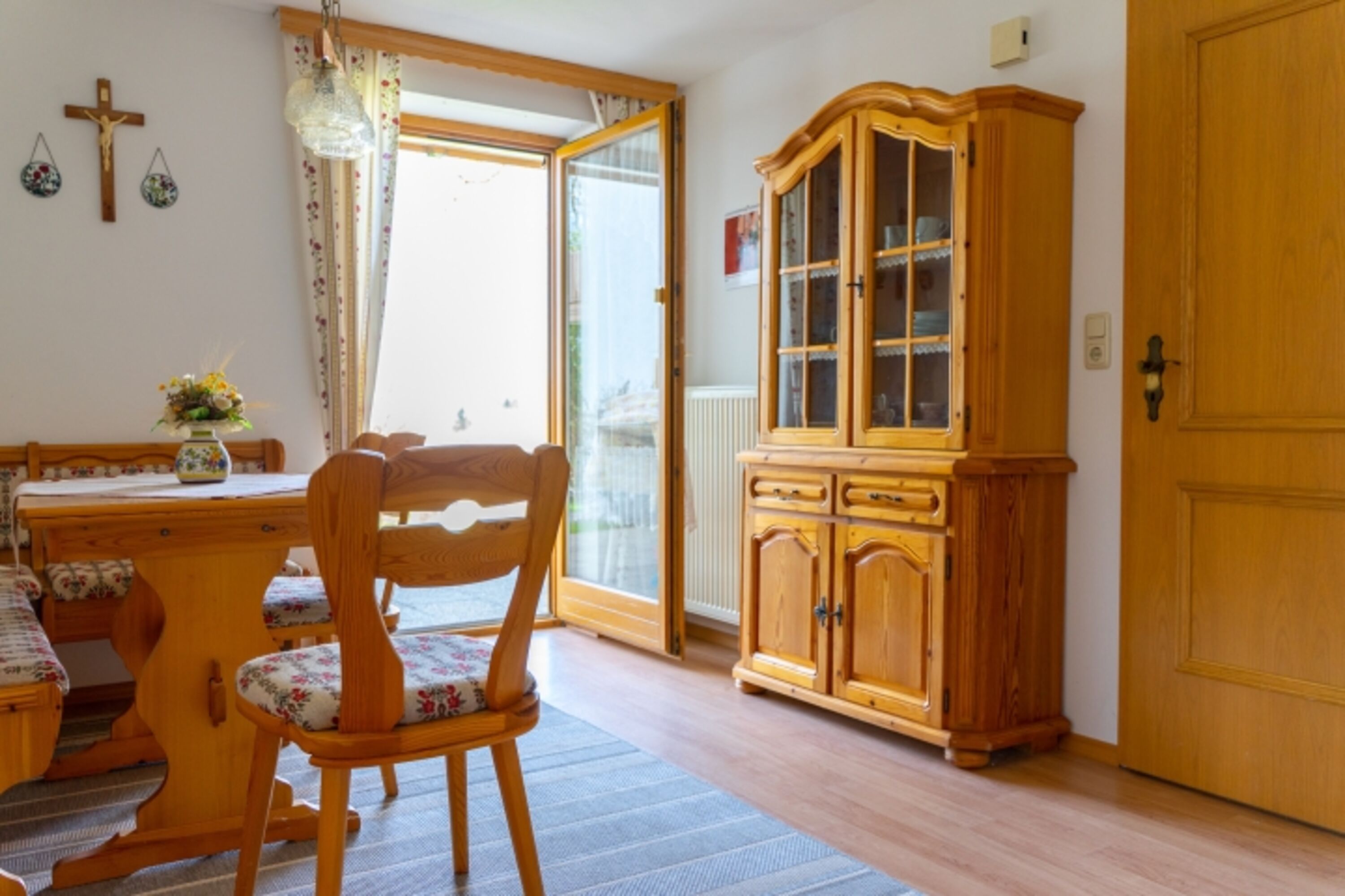 Essecke mit direktem Terrassenzugang