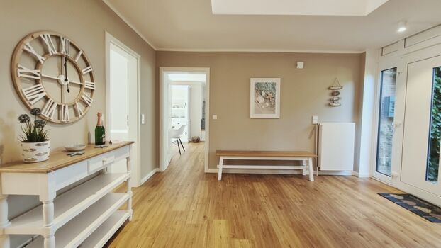 großer Eingangsbereich