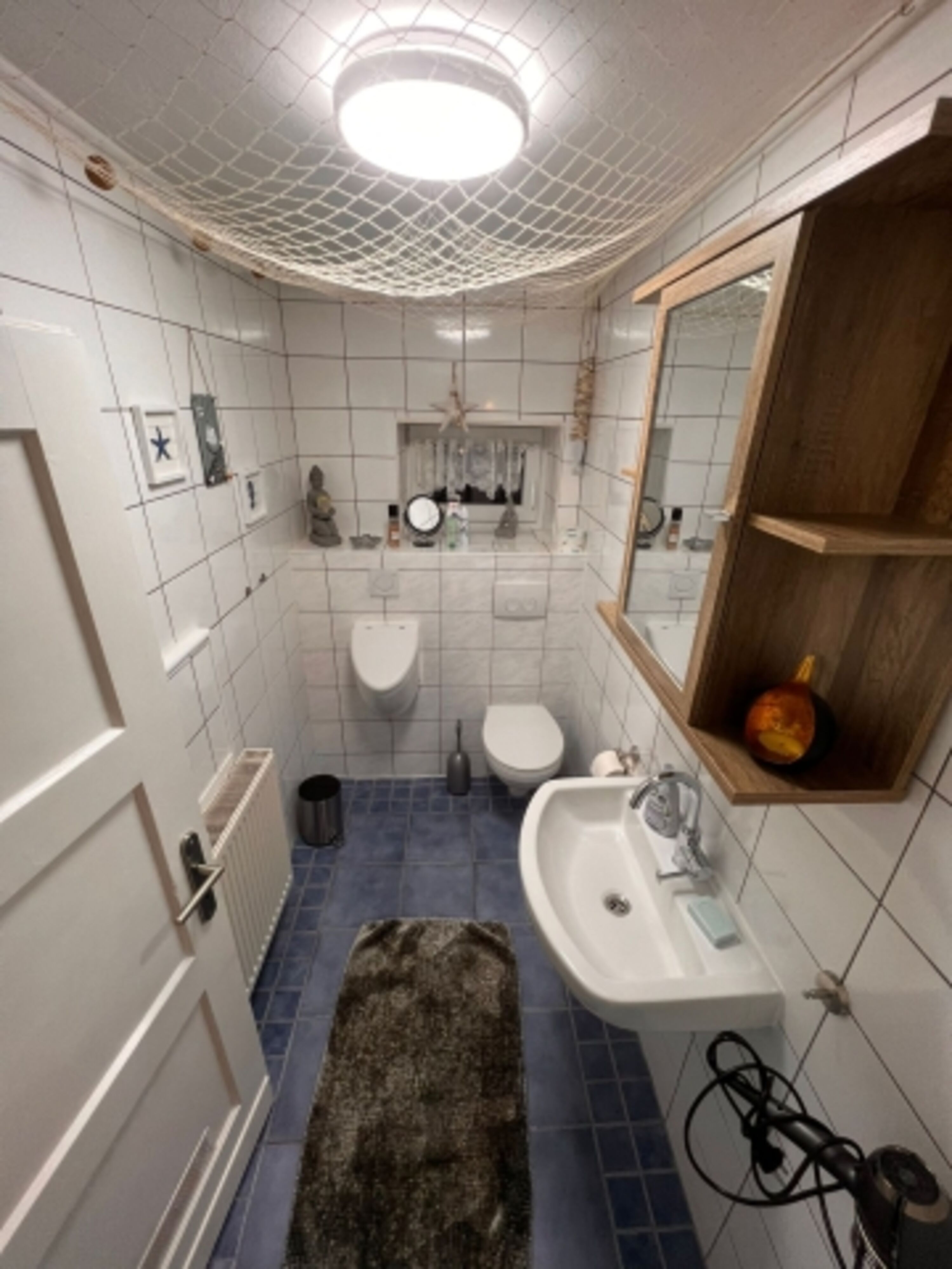 Bad 1 Etage