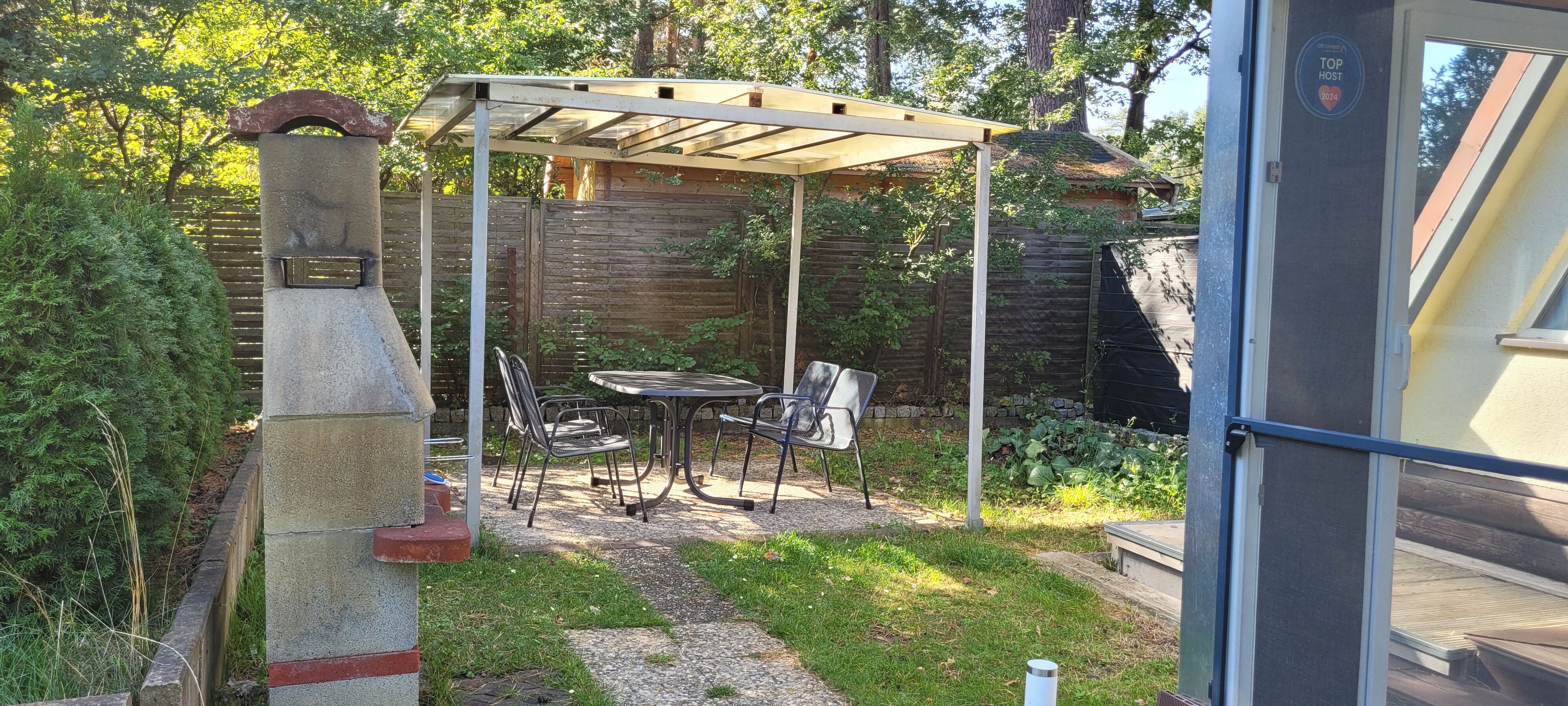 Terrasse mit Grill