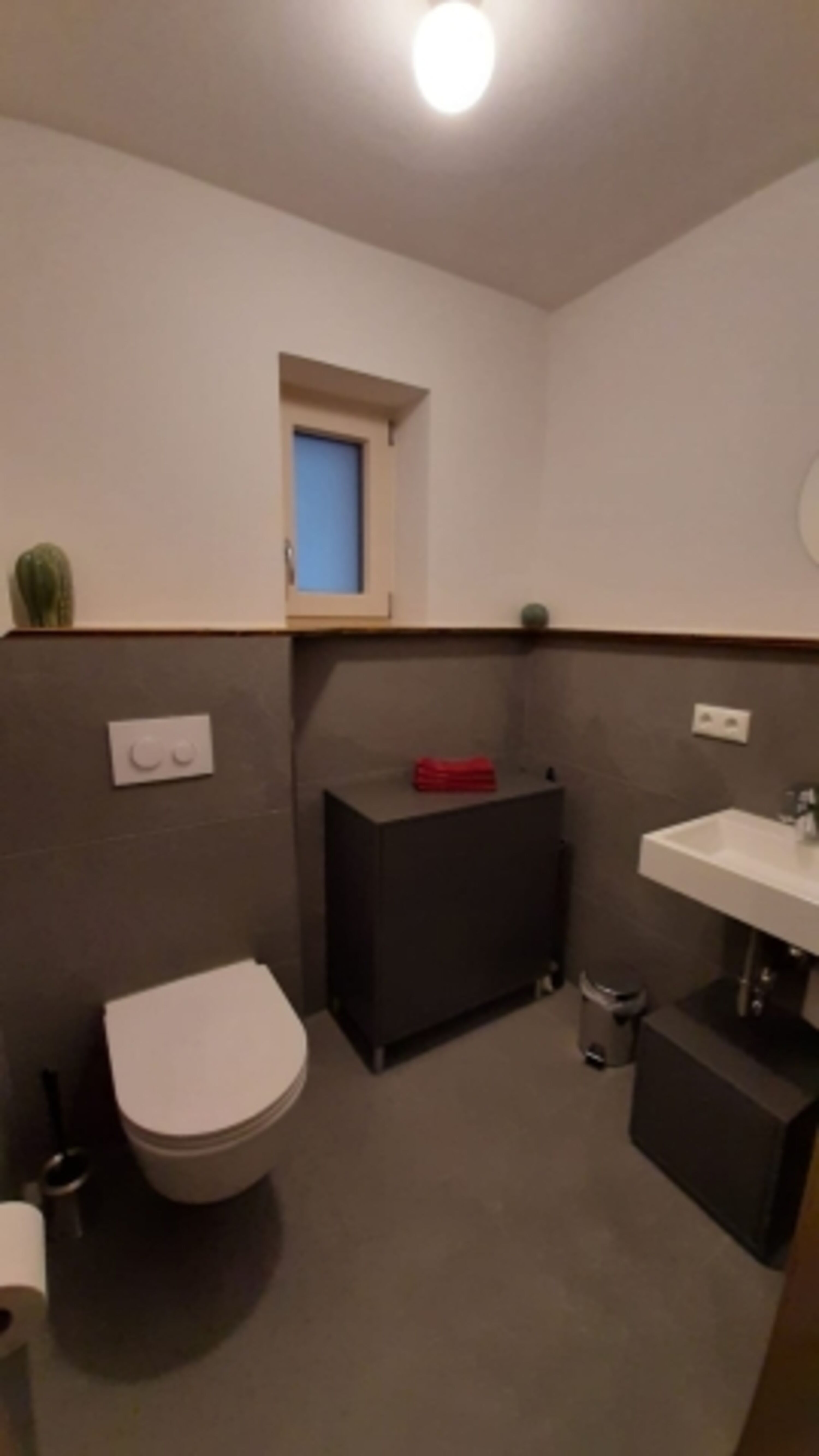 separates_WC