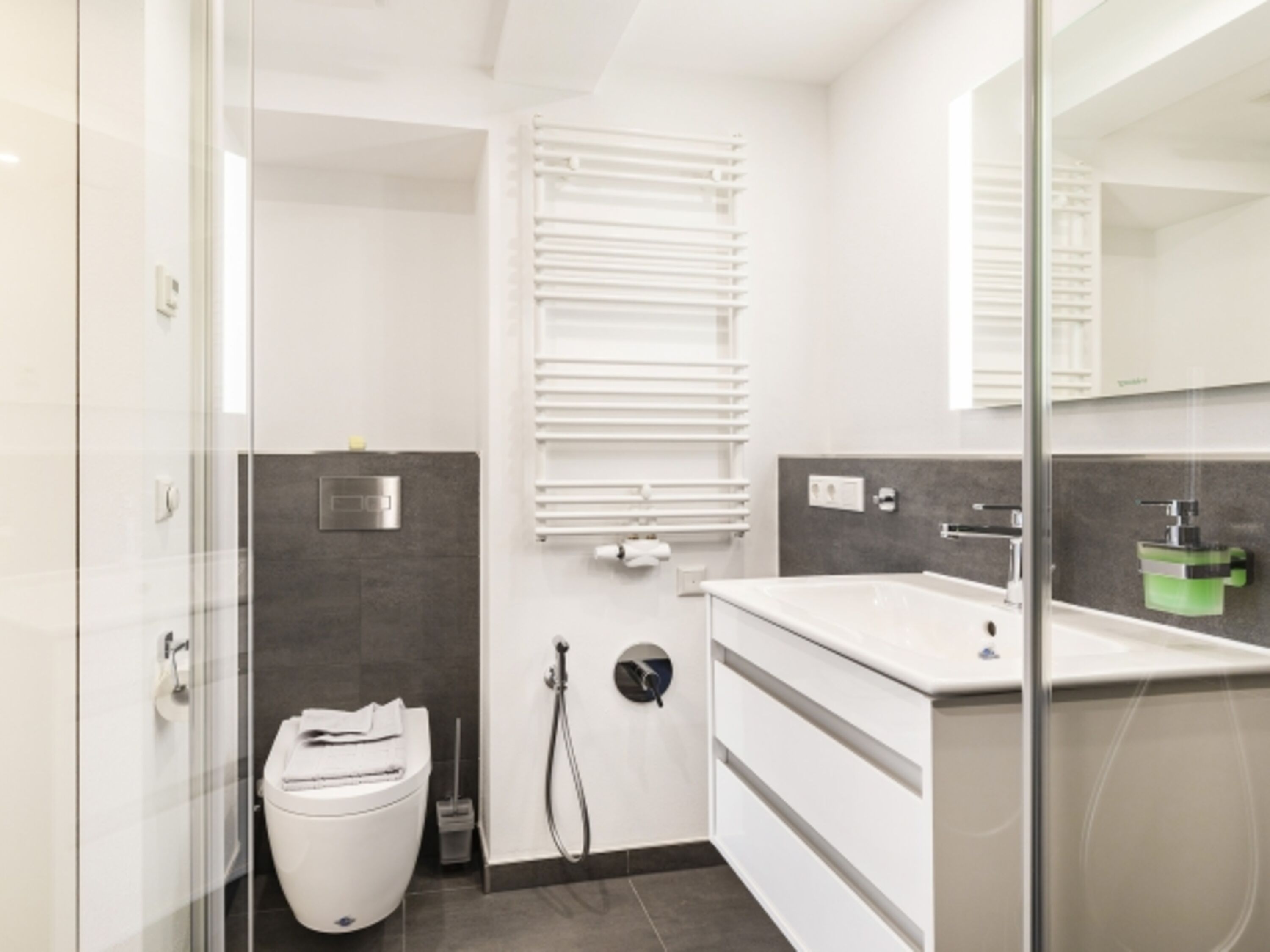 Badezimmer 2