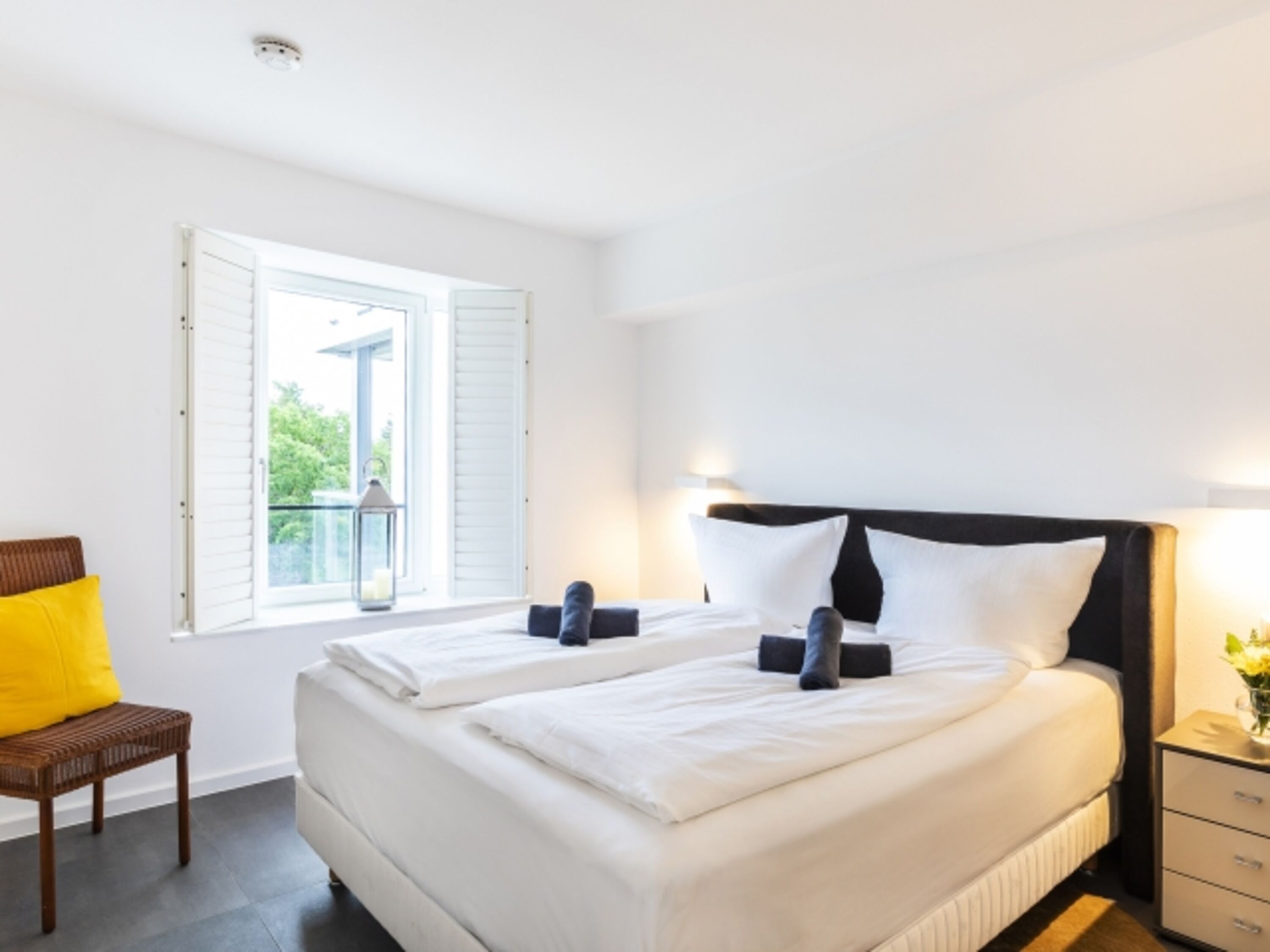 Schlafzimmer 1