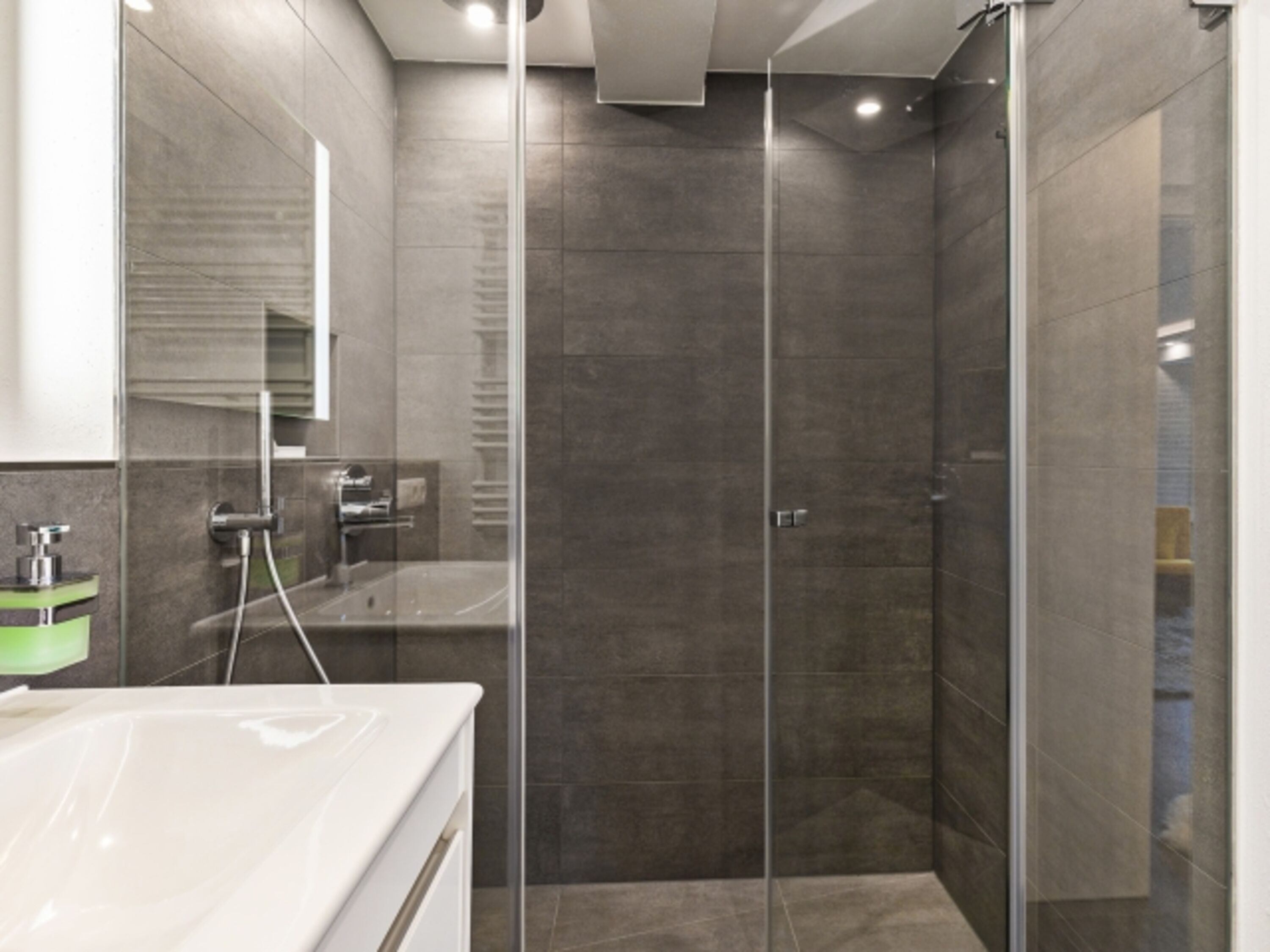 Badezimmer 2