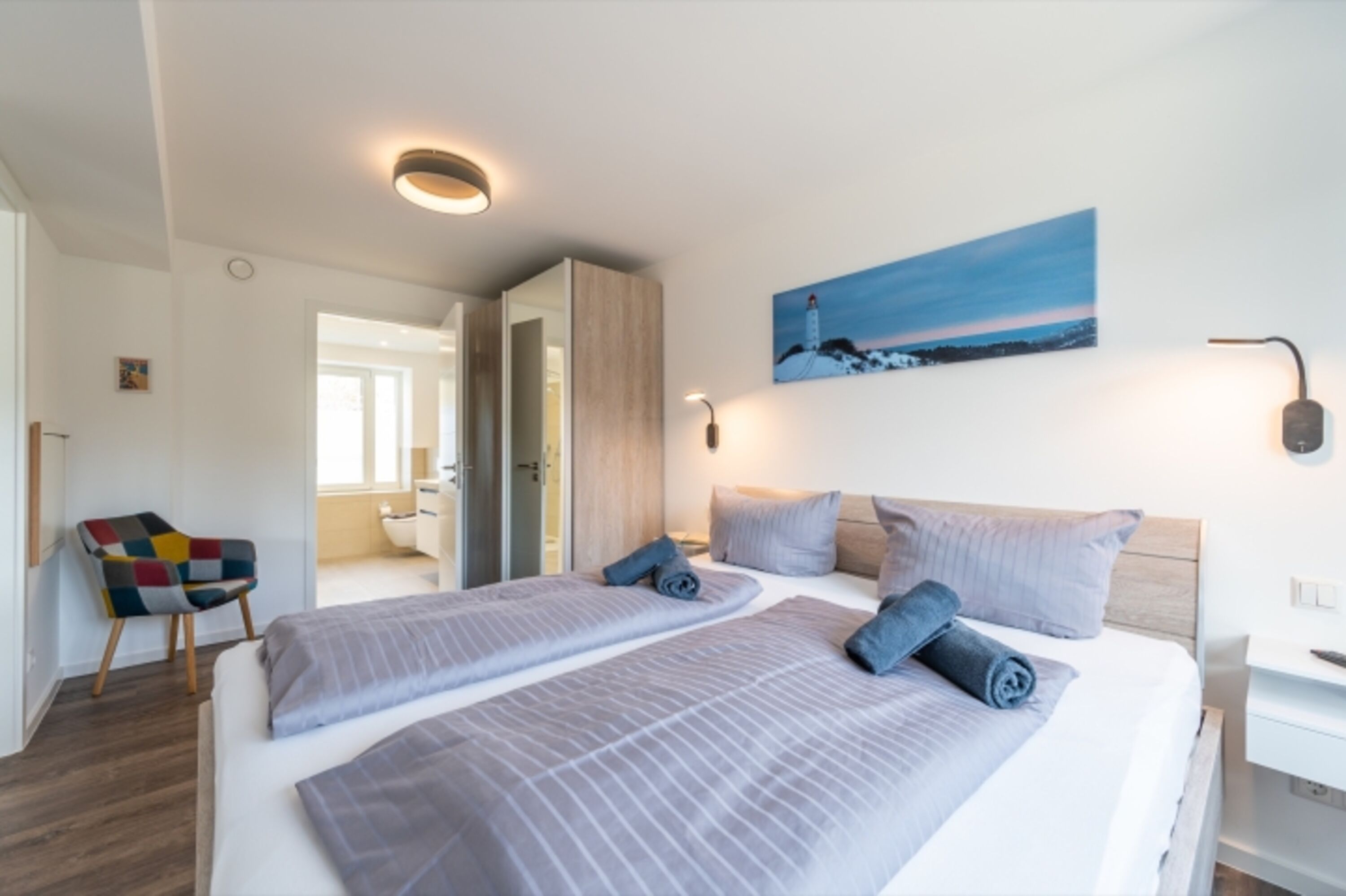 Schlafzimmer 1