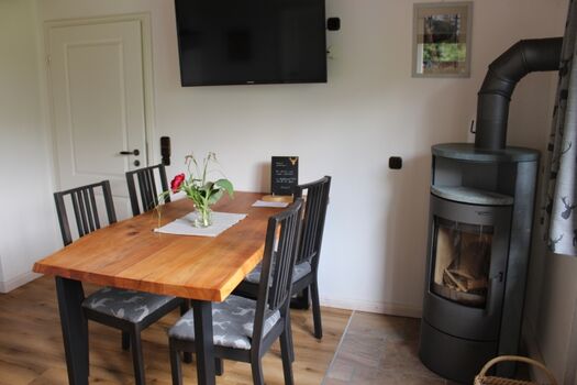 Brennholz steht kostenlos zur Verfügung