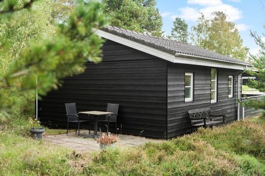 Gemütliche Terrasse mit Abendsonne