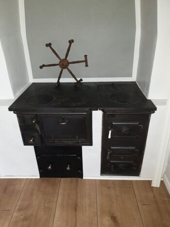 Küchenhexe als Kamin