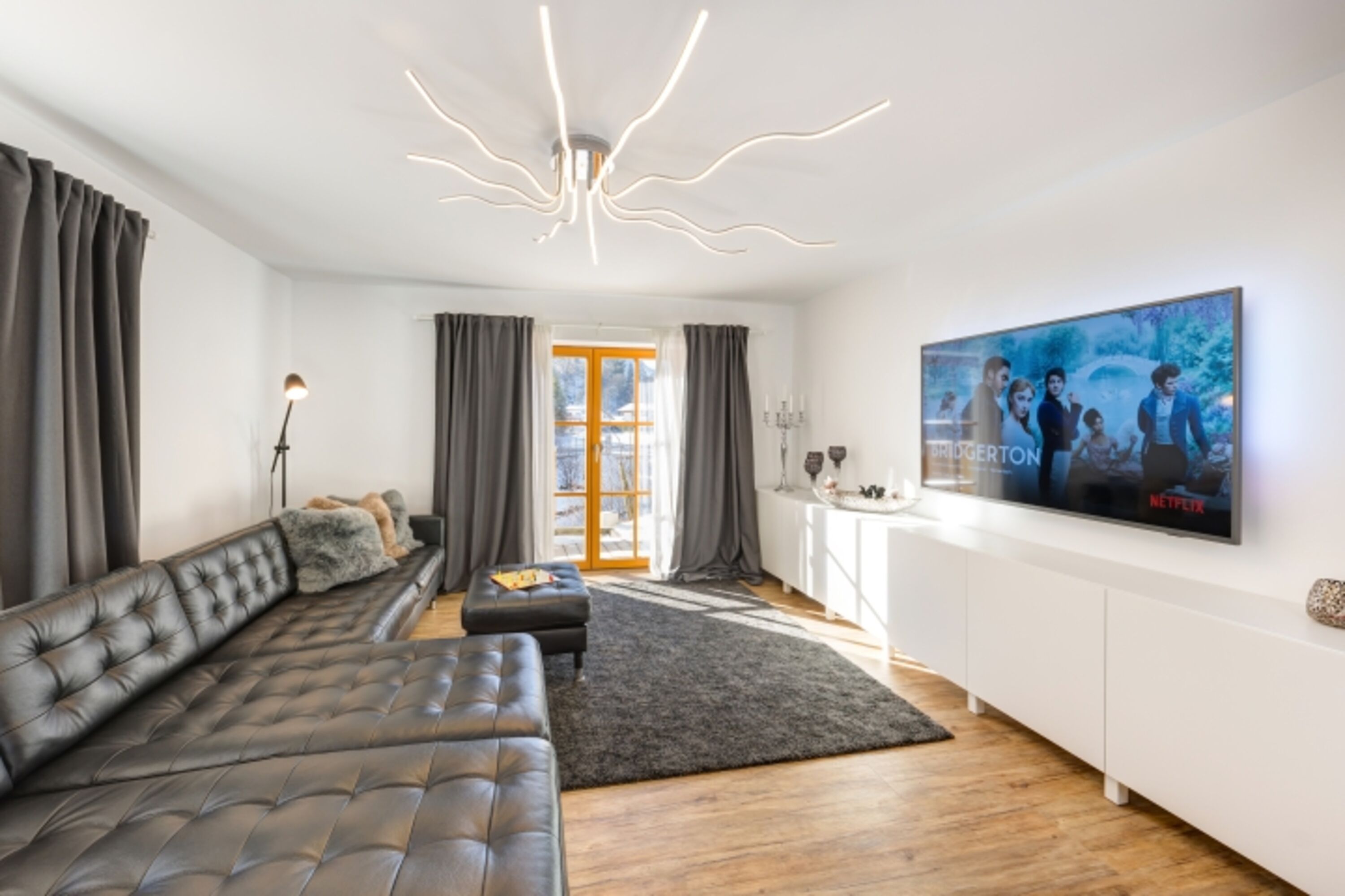 Wohnzimmer mit 4,30m Couch